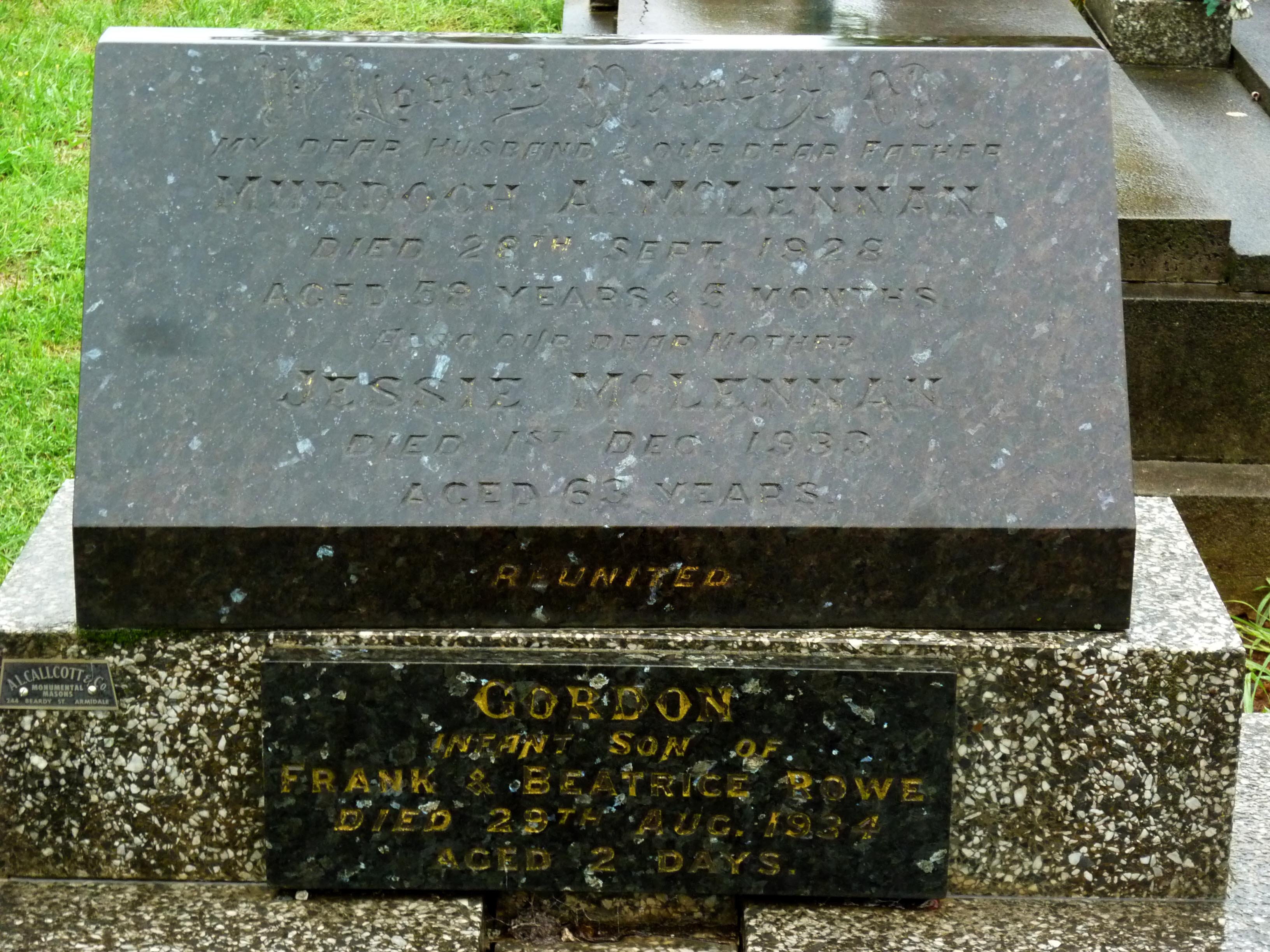 Photo of headstones/Murdoch A McLennan d1928 hdstn Armidale cem